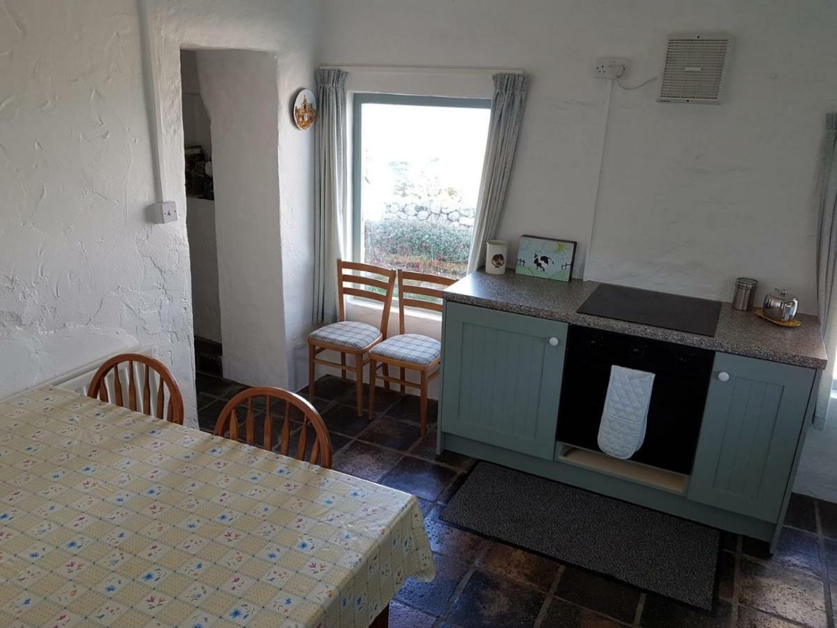Stunning Views At Ballagh Cottage Newcastle Newcastle  Buitenkant foto